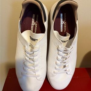 Skechers Men's White Casual Sneakers